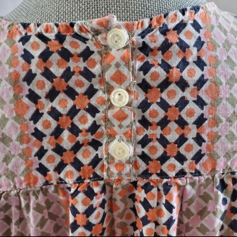 ⭐4/$20 J‎ Crew Pink Geo babydoll Top Size 2